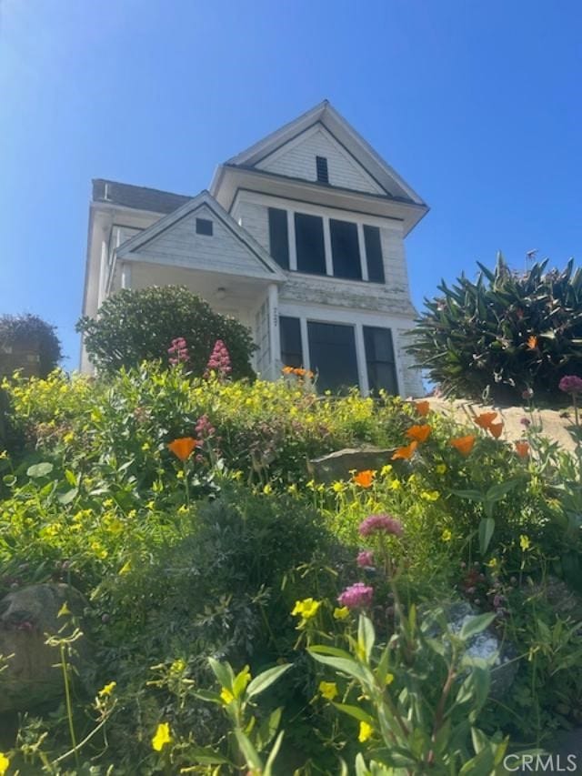 727 W 32nd St, San Pedro, CA 90731 - view of side of property
