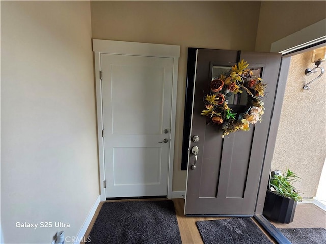 24236 Cahuilla Rd, Apple Valley, CA 92307 - view of exterior entry