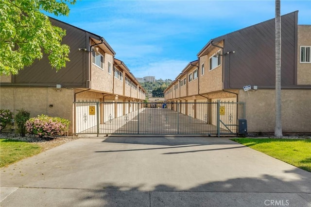 630 E Acacia Ave Unit 6, Glendale, CA 91205 - view of gate