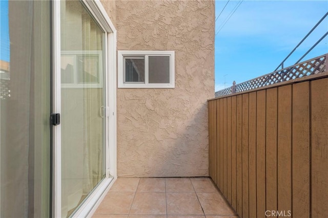 630 E Acacia Ave Unit 6, Glendale, CA 91205 - view of side of property with stucco siding