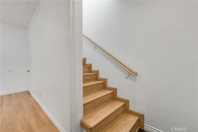630 E Acacia Ave Unit 6, Glendale, CA 91205 - stairs featuring crown molding, baseboards, and wood finished floors