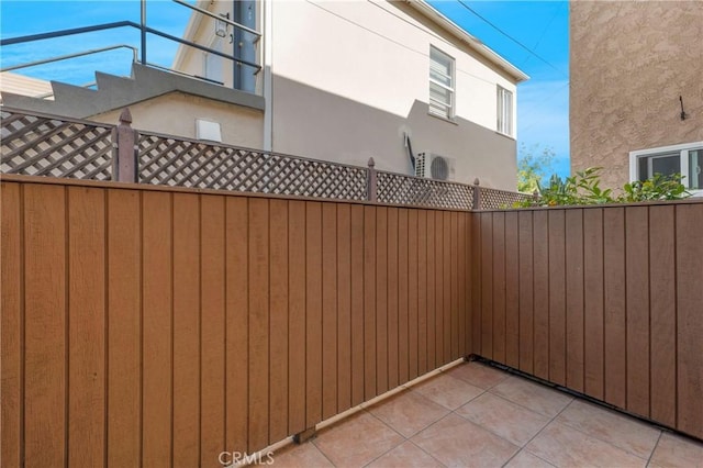 630 E Acacia Ave Unit 6, Glendale, CA 91205 - exterior space featuring fence