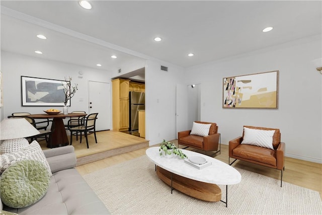 630 E Acacia Ave Unit 6, Glendale, CA 91205 - living area featuring light wood-type flooring, recessed lighting, baseboards, and visible vents