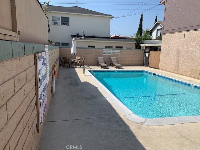 630 E Acacia Ave Unit 6, Glendale, CA 91205 - pool with fence and a patio area