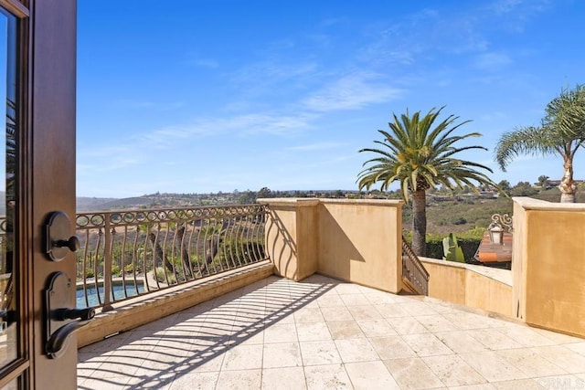 5015 Rancho Quinta Bnd, San Diego, CA 92130 - balcony featuring view of pool