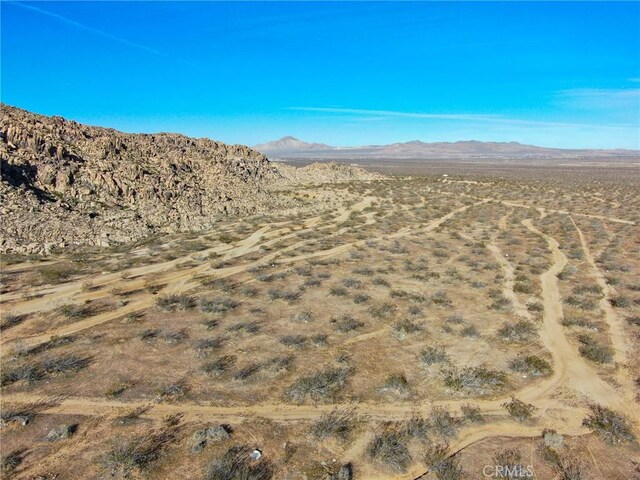 19011 Kensington St, Apple Valley, CA 92307 - photo 9