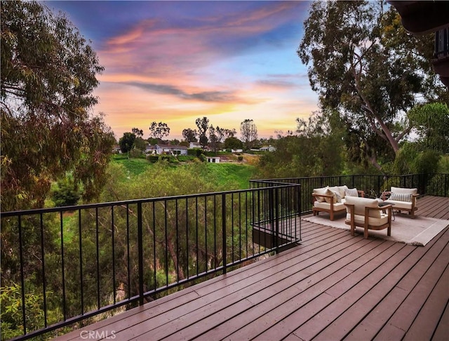 4300 Via Alondra, Palos Verdes Estates, CA 90274 - deck with outdoor lounge area