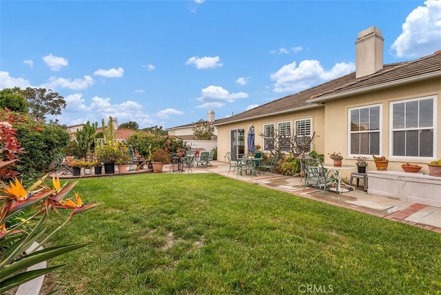 18 Corte Sevilla, San Clemente, CA 92673 - view of grassy yard with a patio area