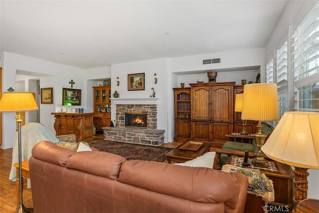 18 Corte Sevilla, San Clemente, CA 92673 - living area featuring wood finished floors and a fireplace