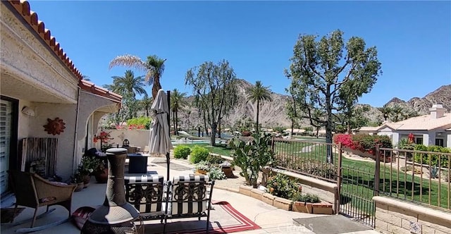 48143 Calle Seranas Ln, Quinta, CA 92253 - view of patio featuring fence