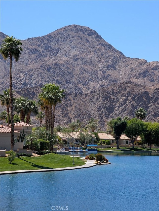 48143 Calle Seranas Ln, Quinta, CA 92253 - exterior space with a lawn and a water and mountain view