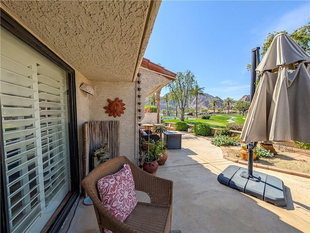 48143 Calle Seranas Ln, Quinta, CA 92253 - view of patio / terrace with a mountain view