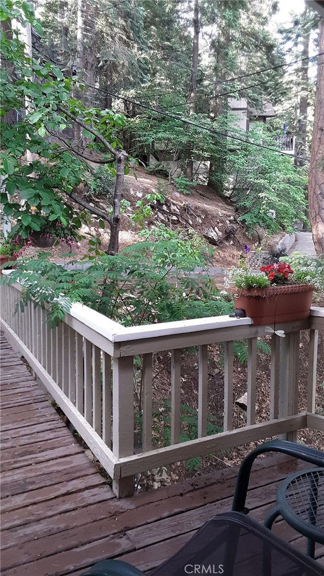 848 Oakmont, Lake Arrowhead, CA 92352 - view of wooden deck