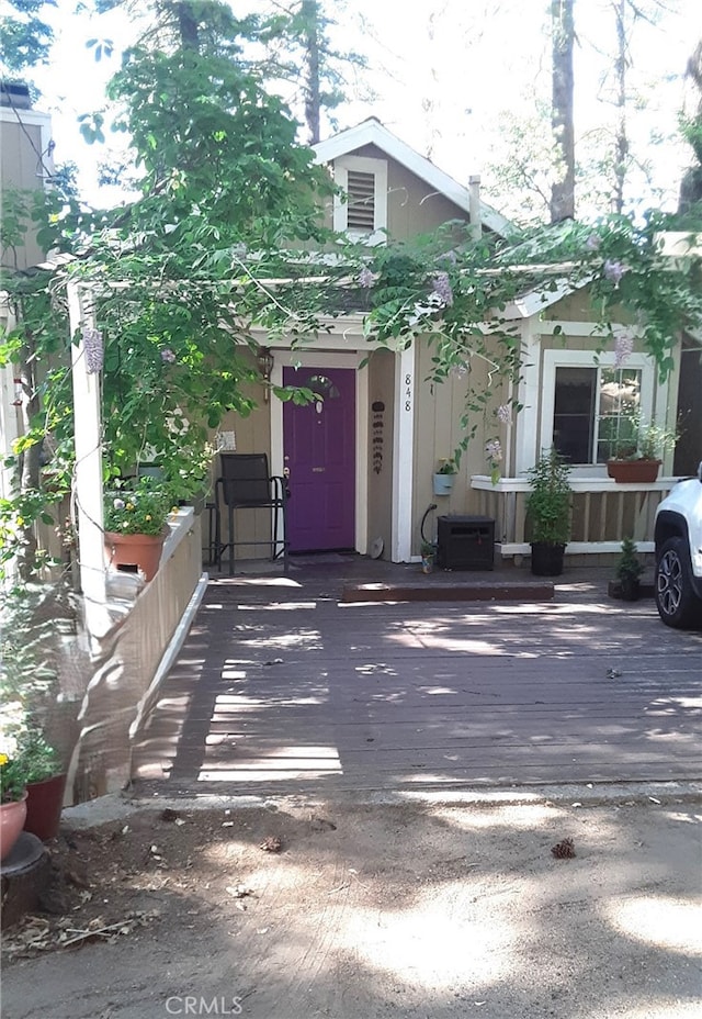848 Oakmont, Lake Arrowhead, CA 92352 - view of front of property featuring a wooden deck