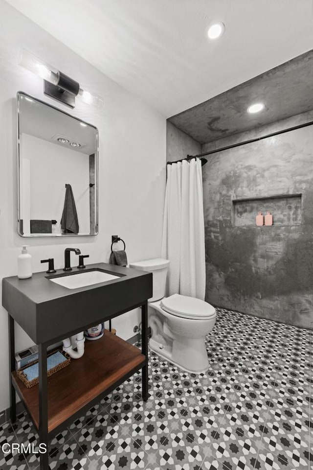 1270 Dove Meadow Rd, Solvang, CA 93463 - full bath with a shower with curtain, vanity, and recessed lighting