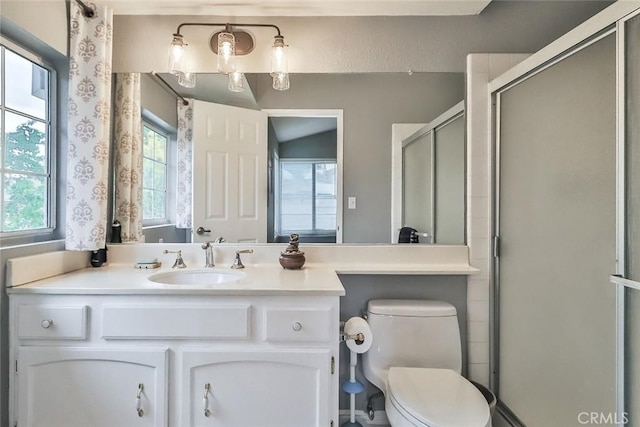 415 Jeremiah Dr Unit B, Simi Valley, CA 93065 - full bathroom with a shower stall, toilet, and vanity