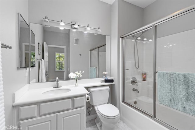 37 Rumford St, Ladera Ranch, CA 92694 - full bathroom featuring combined bath / shower with glass door, toilet, and vanity