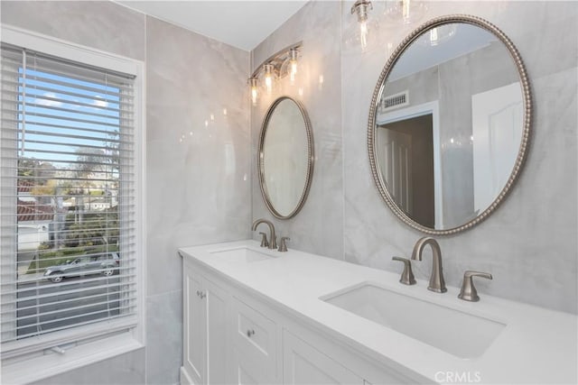 31 Terraza Del Mar, Dana Point, CA 92629 - full bathroom featuring double vanity and tile walls