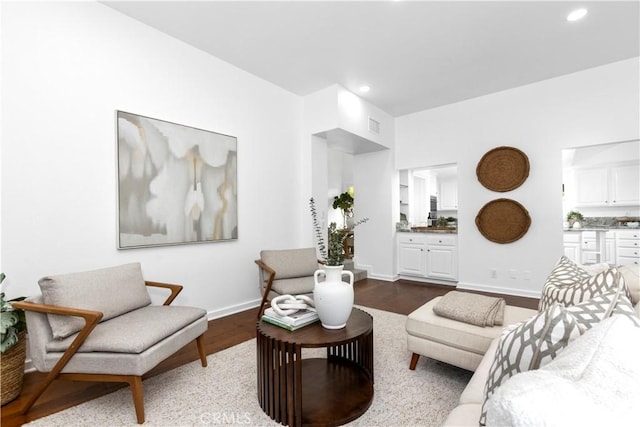 31 Terraza Del Mar, Dana Point, CA 92629 - living area with recessed lighting and dark wood finished floors