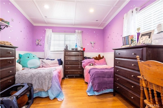 7744 Rhea Ave, Reseda, CA 91335 - bedroom with wood finished floors, a wainscoted wall, crown molding, and recessed lighting