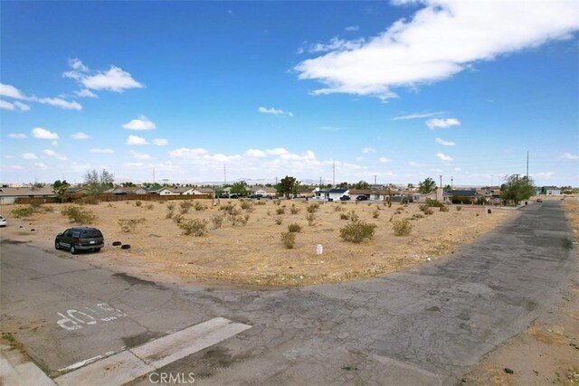 3 Aztec Ln, Adelanto, CA 92301