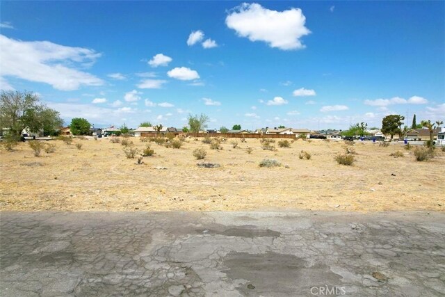 3 Aztec Ln, Adelanto, CA 92301