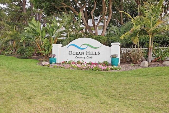 6017 Piros Way, Oceanside, CA 92056 - community / neighborhood sign with a lawn