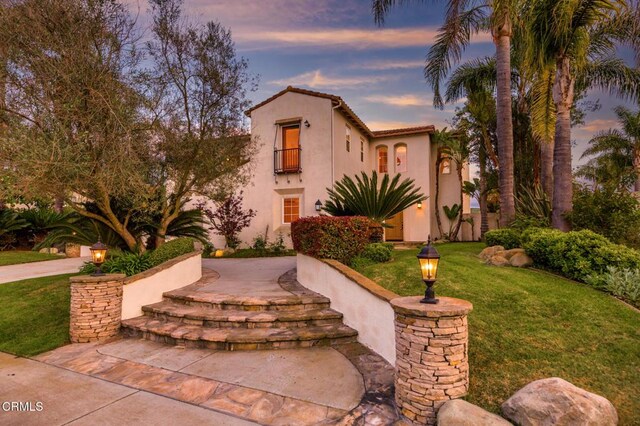 5018 Via Andrea, Newbury Park, CA 91320 - mediterranean / spanish home with stucco siding and a front yard