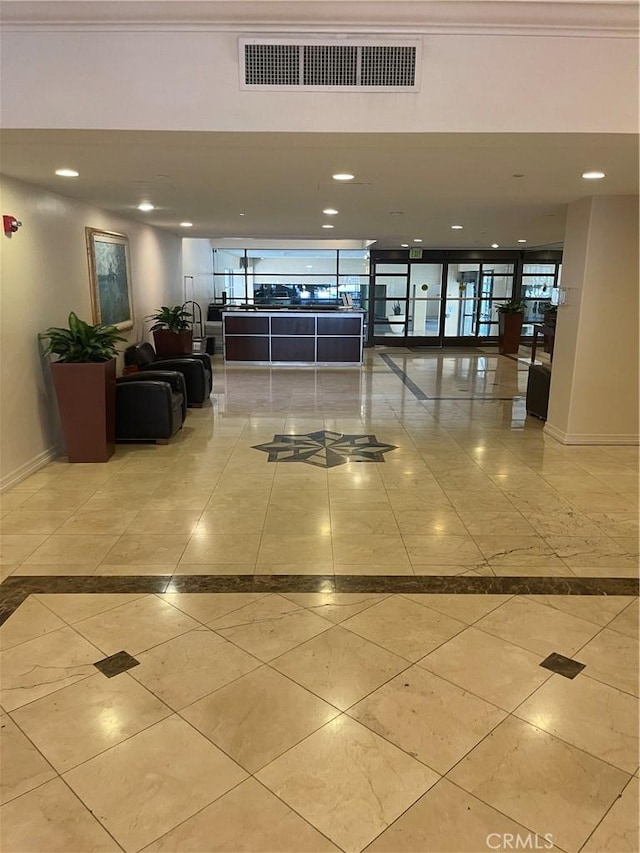 600 W 9th St Unit 902, Los Angeles, CA 90015 - common area featuring recessed lighting