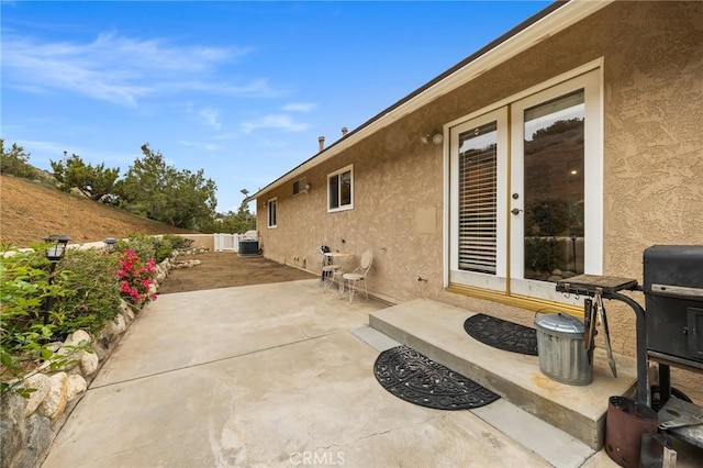 33435 Hubbard Rd, Acton, CA 93510 - fenced backyard with a patio area
