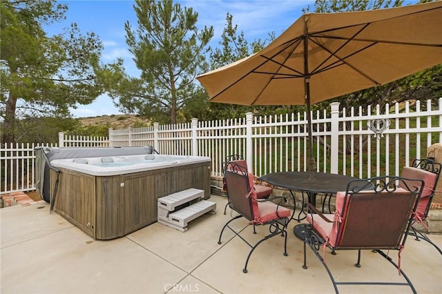 33435 Hubbard Rd, Acton, CA 93510 - fenced backyard featuring a hot tub, a patio area, and outdoor dining area