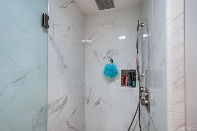 13522 Utopia Rd, Poway, CA 92064 - full bath featuring a marble finish shower