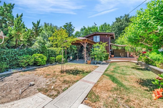 1341 E Harvest Moon St, West Covina, CA 91792 - view of green lawn