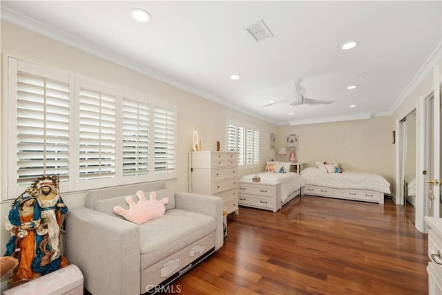 11030 Cozycroft Ave, Chatsworth, CA 91311 - bedroom with crown molding, recessed lighting, wood finished floors, and a ceiling fan
