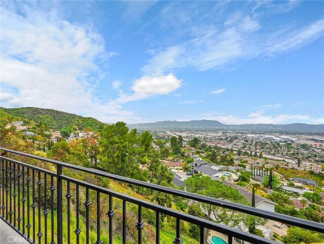 10050 Olivia Ter, Sun Valley, CA 91352 - exterior space with a residential view
