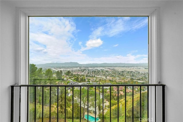 10050 Olivia Ter, Sun Valley, CA 91352 - exterior space featuring a mountain view