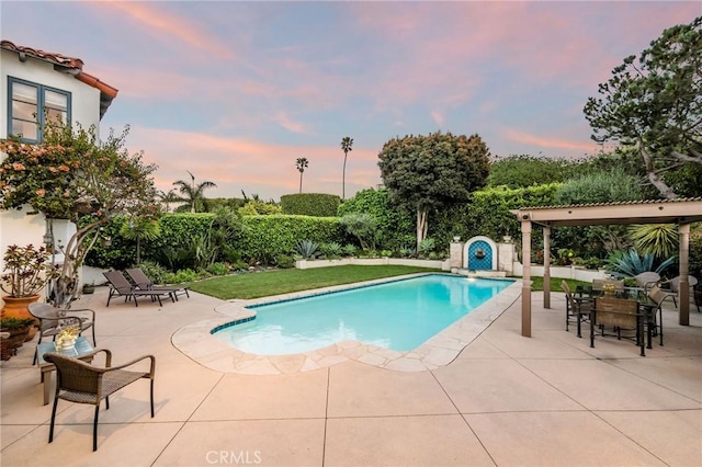624 Calle Miramar, Redondo Beach, CA 90277 - view of swimming pool with a patio