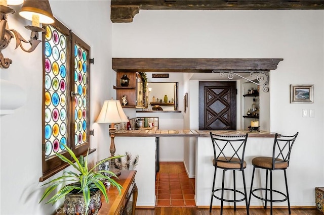 624 Calle Miramar, Redondo Beach, CA 90277 - indoor dry bar with baseboards