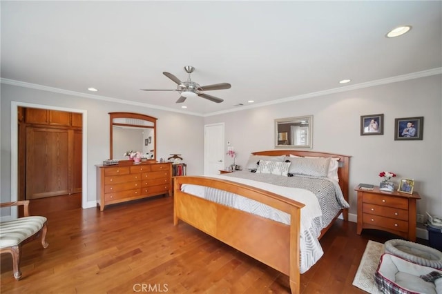 bedroom featuring ornamental molding, recessed lighting, a ceiling fan, and wood finished floors
