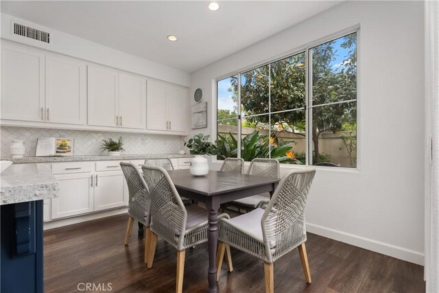 1 Giverny, Newport Coast, CA 92657 - dining area featuring recessed lighting and dark wood finished floors