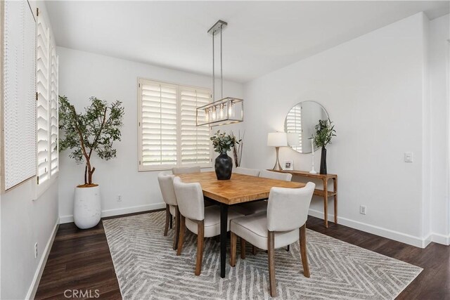 1 Giverny, Newport Coast, CA 92657 - dining space featuring wood finished floors and a chandelier