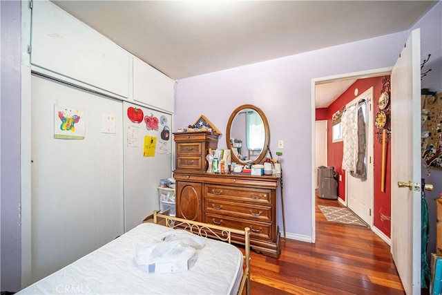 490 Crosby St, Altadena, CA 91001 - bedroom featuring wood-type flooring