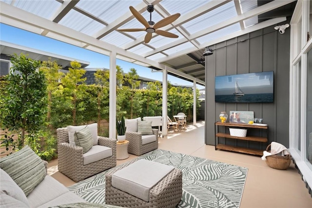 432 Seville Ave, Newport Beach, CA 92661 - sunroom / solarium featuring outdoor lounge area and ceiling fan