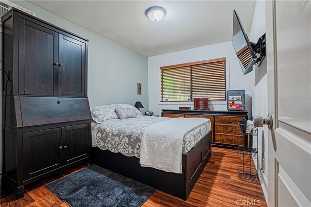 791 W 2nd St, San Pedro, CA 90731 - bedroom with dark wood finished floors
