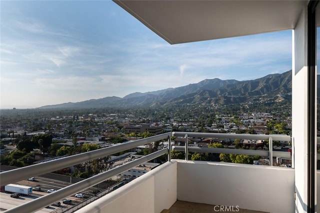 345 Pioneer Dr Unit 1705, Glendale, CA 91203 - balcony featuring a mountain view