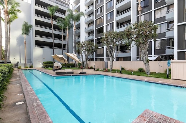 345 Pioneer Dr Unit 1705, Glendale, CA 91203 - view of community pool