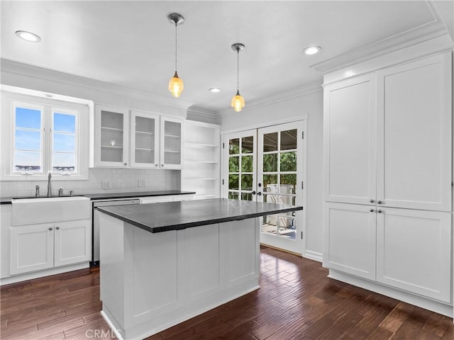 6608 Via Siena, Rancho Palos Verdes, CA 90275 - kitchen featuring dishwasher, dark countertops, a sink, french doors, and ornamental molding