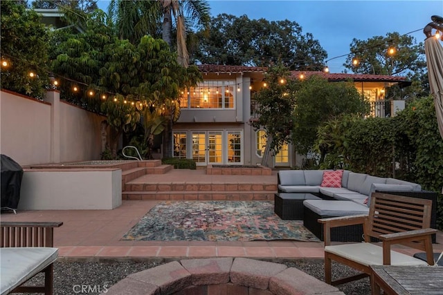 6608 Via Siena, Rancho Palos Verdes, CA 90275 - view of patio with outdoor lounge area and a grill