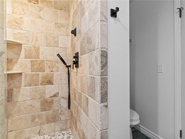 6608 Via Siena, Rancho Palos Verdes, CA 90275 - bathroom with a tile shower and toilet