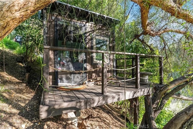 6608 Via Siena, Rancho Palos Verdes, CA 90275 - view of wooden deck
